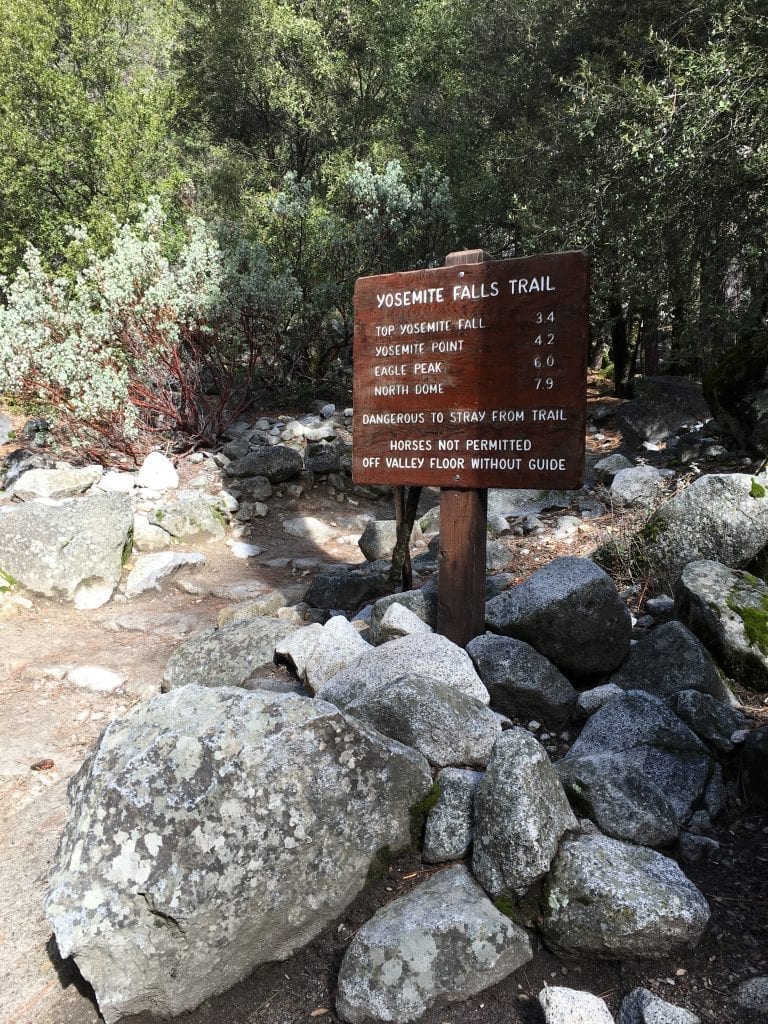 upper yosemite fall hike sign