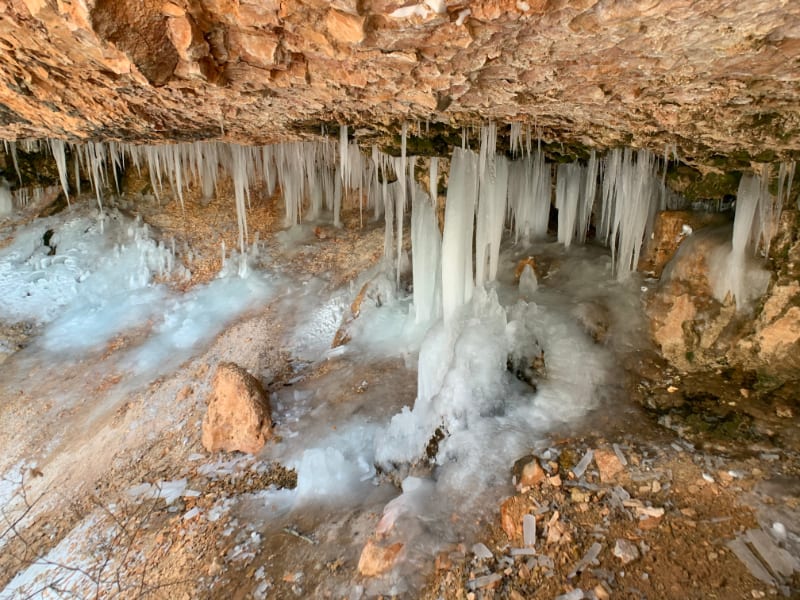 icicles at mossy cave trail bryce